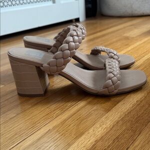 Dolce Vita Women's Braided Square Open Toe Block Heel Tessa Heels Tan Size 9.5